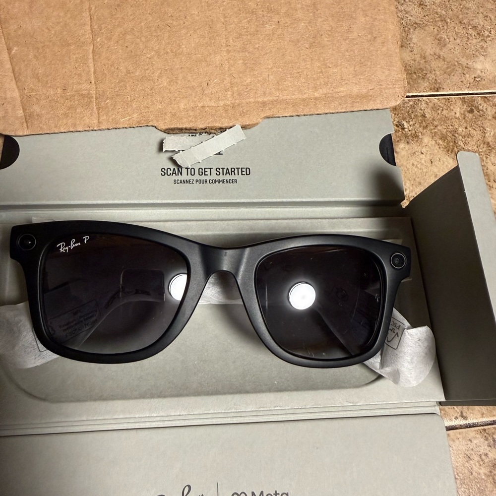 Ray-Ban Meta Gen 2 - Picture 2 of 8